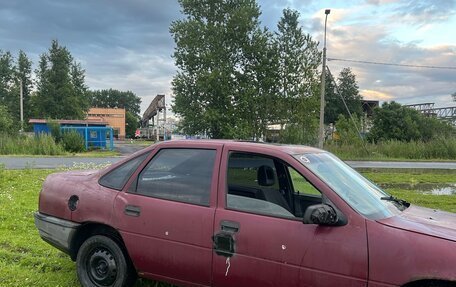 Opel Vectra A, 1995 год, 40 500 рублей, 2 фотография