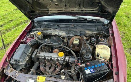 Opel Vectra A, 1995 год, 40 500 рублей, 6 фотография