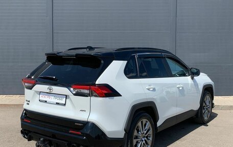 Toyota RAV4, 2022 год, 3 870 000 рублей, 8 фотография
