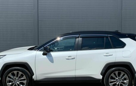 Toyota RAV4, 2022 год, 3 870 000 рублей, 16 фотография