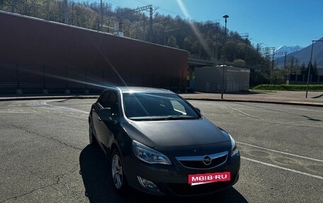 Opel Astra J, 2011 год, 700 000 рублей, 9 фотография