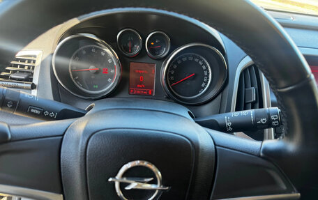 Opel Astra J, 2011 год, 700 000 рублей, 10 фотография