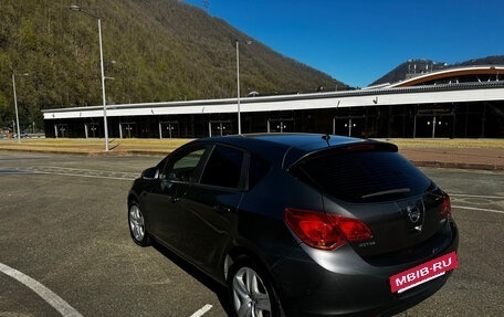 Opel Astra J, 2011 год, 700 000 рублей, 4 фотография