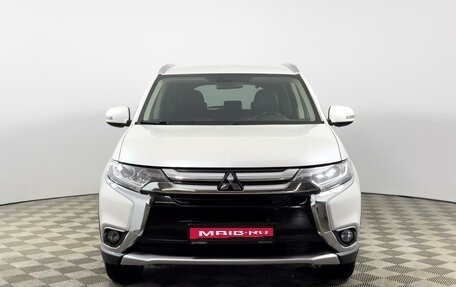 Mitsubishi Outlander III рестайлинг 3, 2017 год, 1 929 900 рублей, 3 фотография