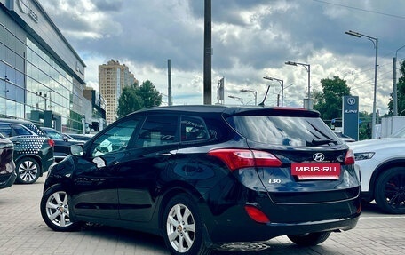 Hyundai i30 II рестайлинг, 2013 год, 899 000 рублей, 6 фотография