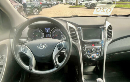 Hyundai i30 II рестайлинг, 2013 год, 899 000 рублей, 8 фотография