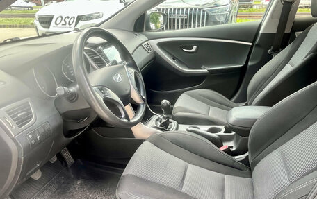 Hyundai i30 II рестайлинг, 2013 год, 899 000 рублей, 7 фотография