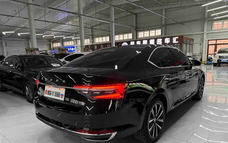 Skoda Superb III рестайлинг, 2022 год, 1 690 006 рублей, 6 фотография
