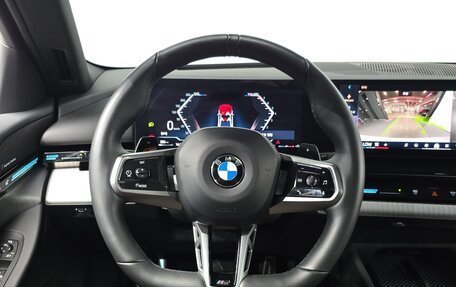 BMW 5 серия, 2023 год, 5 425 000 рублей, 18 фотография