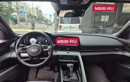 Hyundai Avante, 2023 год, 1 579 000 рублей, 12 фотография