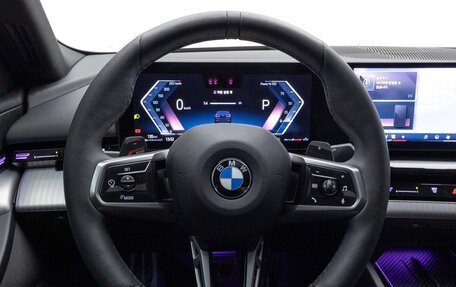 BMW 5 серия, 2023 год, 5 274 000 рублей, 12 фотография