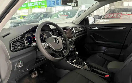 Volkswagen T-Roc I, 2022 год, 1 277 006 рублей, 9 фотография