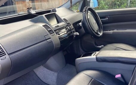 Toyota Prius, 2008 год, 950 000 рублей, 12 фотография
