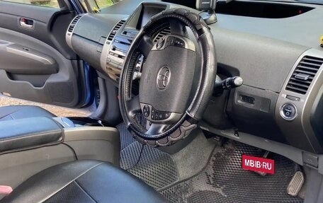 Toyota Prius, 2008 год, 950 000 рублей, 16 фотография
