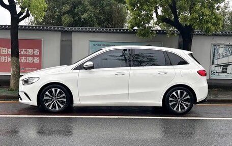 Mercedes-Benz B-Класс, 2022 год, 1 630 005 рублей, 5 фотография