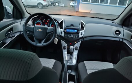 Chevrolet Cruze II, 2015 год, 920 000 рублей, 10 фотография