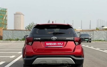 Toyota Yaris XP150 рестайлинг, 2022 год, 1 115 000 рублей, 6 фотография