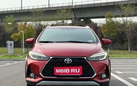 Toyota Yaris XP150 рестайлинг, 2022 год, 1 115 000 рублей, 2 фотография