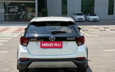 Toyota Yaris XP150 рестайлинг, 2022 год, 1 080 000 рублей, 6 фотография