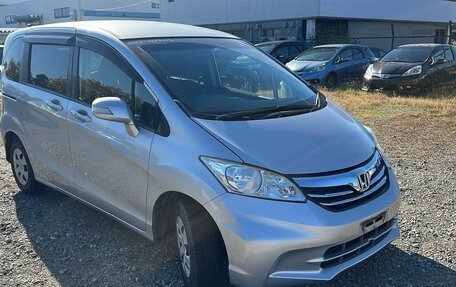 Honda Freed I, 2012 год, 680 000 рублей, 1 фотография