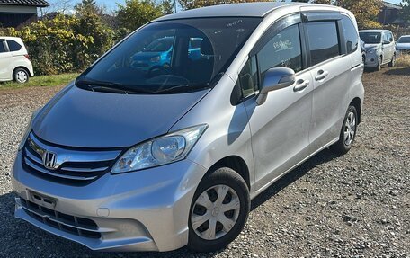 Honda Freed I, 2012 год, 680 000 рублей, 4 фотография