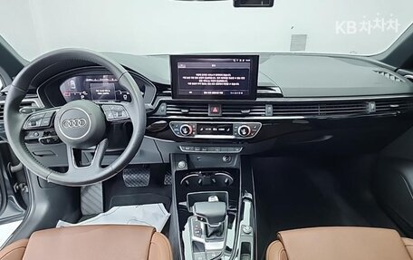 Audi A4, 2021 год, 2 450 000 рублей, 7 фотография