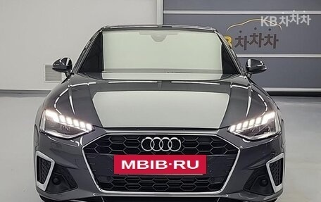 Audi A4, 2021 год, 2 450 000 рублей, 2 фотография