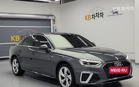 Audi A4, 2021 год, 2 450 000 рублей, 4 фотография