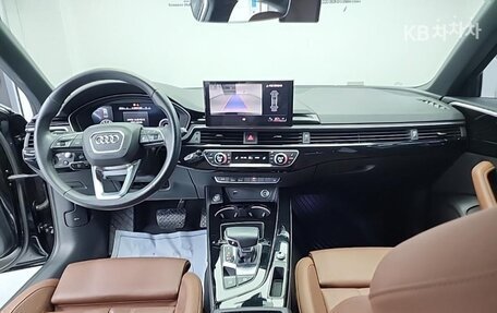 Audi A4, 2022 год, 2 300 000 рублей, 6 фотография