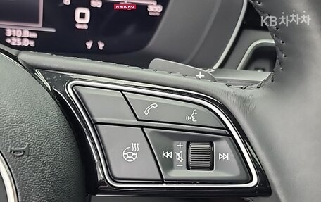 Audi A4, 2021 год, 2 450 000 рублей, 18 фотография