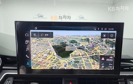 Audi A4, 2022 год, 2 300 000 рублей, 13 фотография