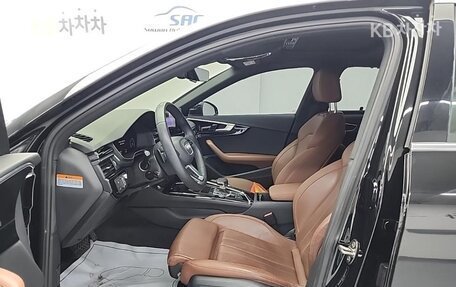 Audi A4, 2022 год, 2 300 000 рублей, 10 фотография