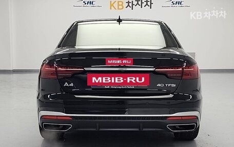 Audi A4, 2022 год, 2 300 000 рублей, 2 фотография
