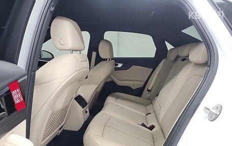 Audi A4, 2023 год, 3 200 000 рублей, 12 фотография