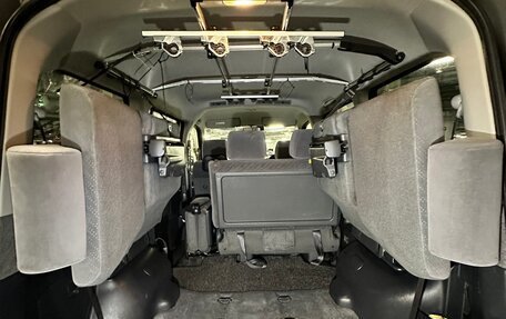 Honda Stepwgn II рестайлинг, 2003 год, 680 000 рублей, 11 фотография