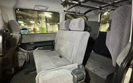 Honda Stepwgn II рестайлинг, 2003 год, 680 000 рублей, 14 фотография