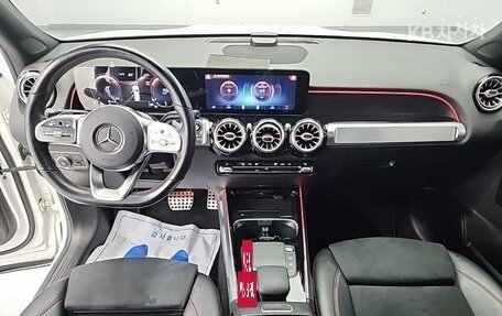 Mercedes-Benz GLB, 2021 год, 2 450 000 рублей, 7 фотография