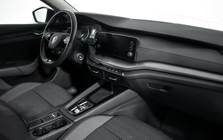 Skoda Octavia IV, 2021 год, 2 190 000 рублей, 14 фотография