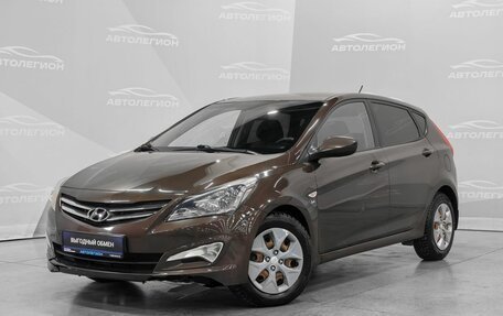Hyundai Solaris II рестайлинг, 2015 год, 850 000 рублей, 1 фотография