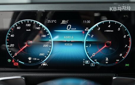 Mercedes-Benz GLB, 2022 год, 2 650 000 рублей, 8 фотография