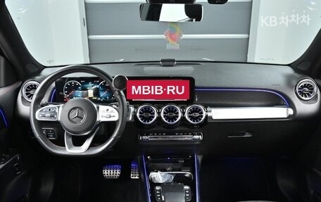Mercedes-Benz GLB, 2022 год, 2 650 000 рублей, 7 фотография