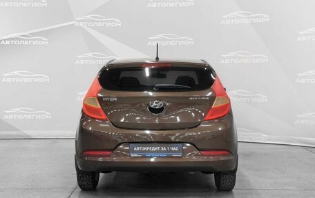 Hyundai Solaris II рестайлинг, 2015 год, 850 000 рублей, 4 фотография