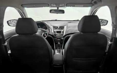 Hyundai Solaris II рестайлинг, 2015 год, 850 000 рублей, 17 фотография