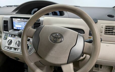 Toyota Raum II, 2007 год, 690 000 рублей, 11 фотография