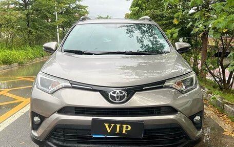 Toyota RAV4, 2019 год, 1 950 008 рублей, 2 фотография