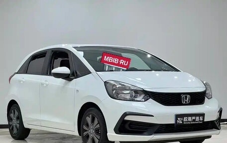 Honda Fit, 2022 год, 1 135 000 рублей, 3 фотография