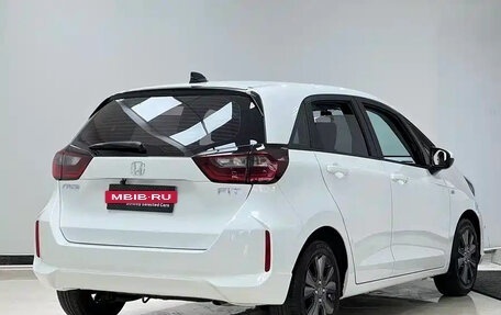 Honda Fit, 2022 год, 1 135 000 рублей, 5 фотография
