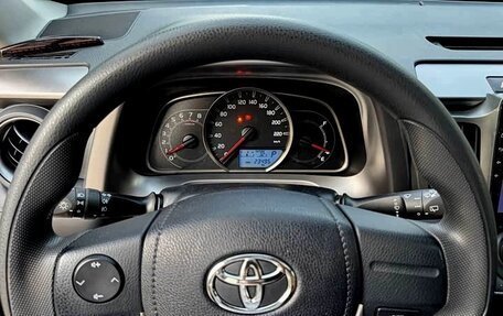 Toyota RAV4, 2017 год, 2 155 000 рублей, 9 фотография