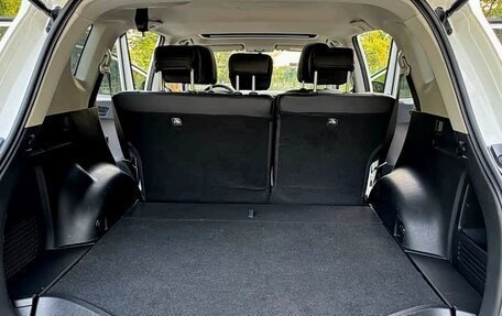 Toyota RAV4, 2017 год, 2 155 000 рублей, 11 фотография