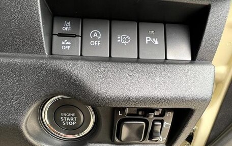 Suzuki Jimny, 2022 год, 1 099 000 рублей, 16 фотография